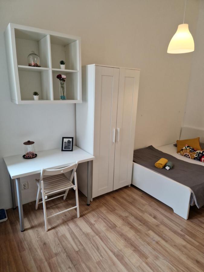 Harmony Tribe Apartment *