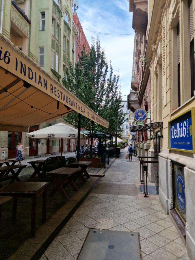 Harmony Tribe * Budapest